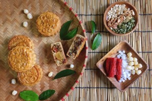 Gợi ý những cách chụp hình bánh trung thu đẹp lung linh